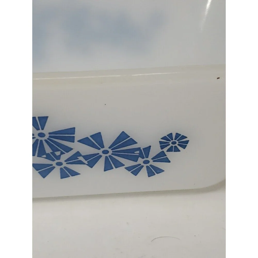 Vintage 1950s Glasbake J522 Loaf Pan Milk Glass Star Snowflake Blue Design MCM